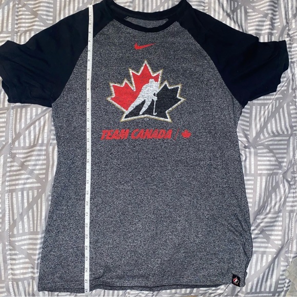 Nike Team Canada Tee Medium - Picture 4 of 5